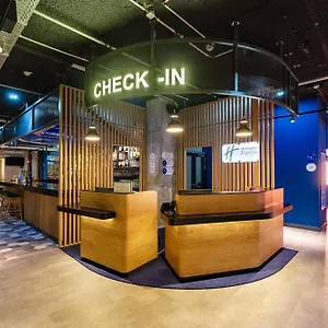 3* 호텔 Express Zentrum By Ihg