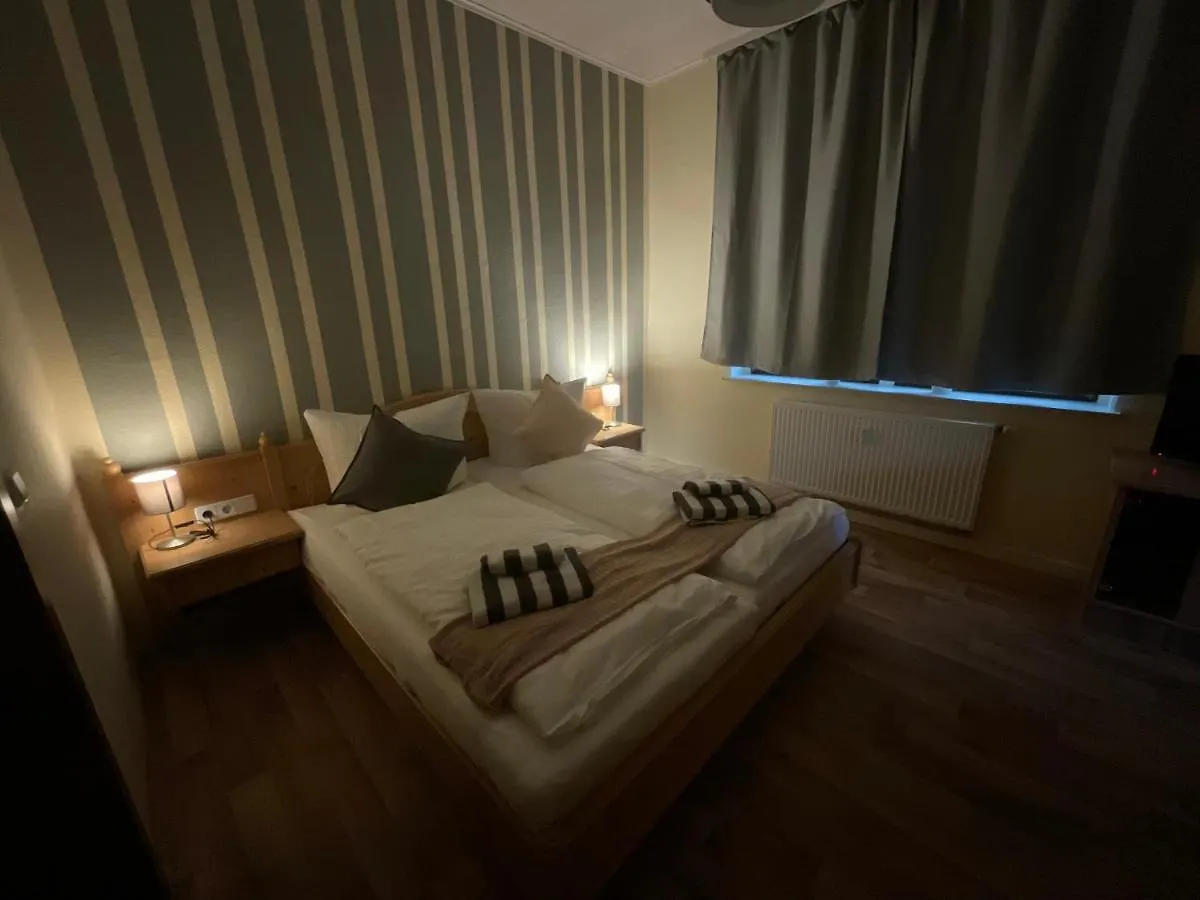 Pension Lindenhof Dresden Guest house